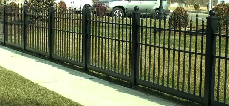 aluminum fence