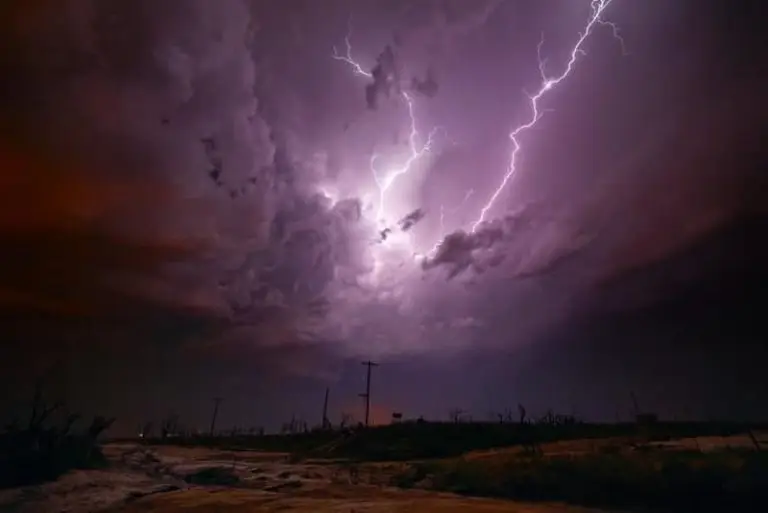 protect aluminum fencing