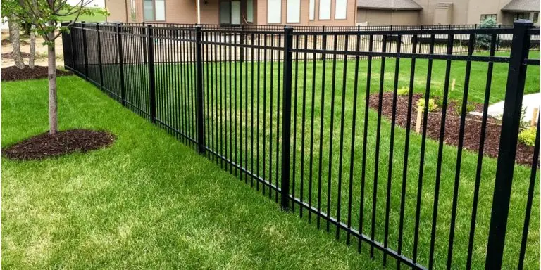 Do’s and Don’ts of Installing Aluminum Fences