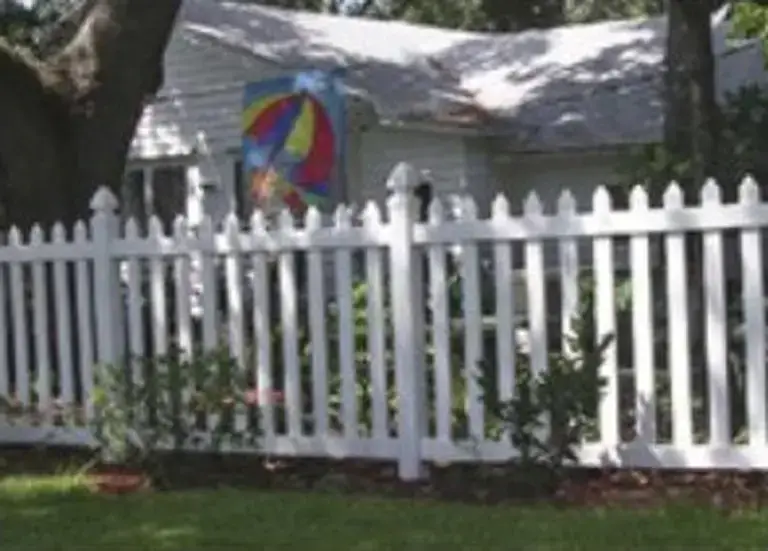 Vinyl Picket Fence